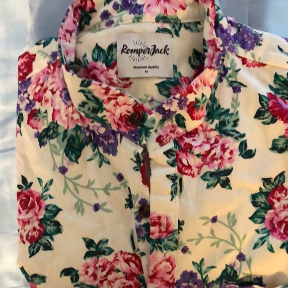 Romper - Picture 2 of 3